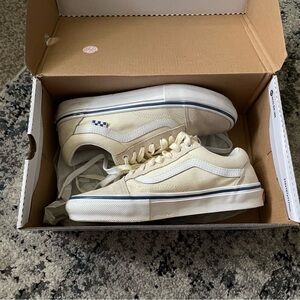 Vans Off the Wall Cream Sneakers
